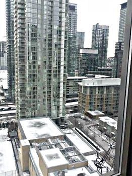 E.S.I Furnished Suites At Harbourview Toronto Exterior foto